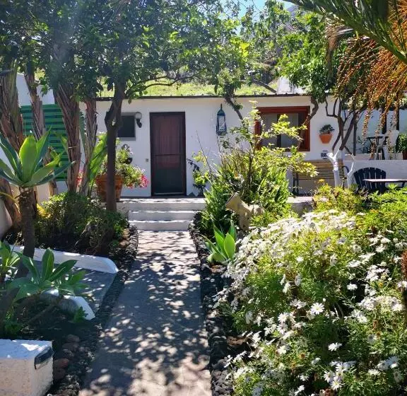 تختخواب و صبحانه Aquilone Residence
