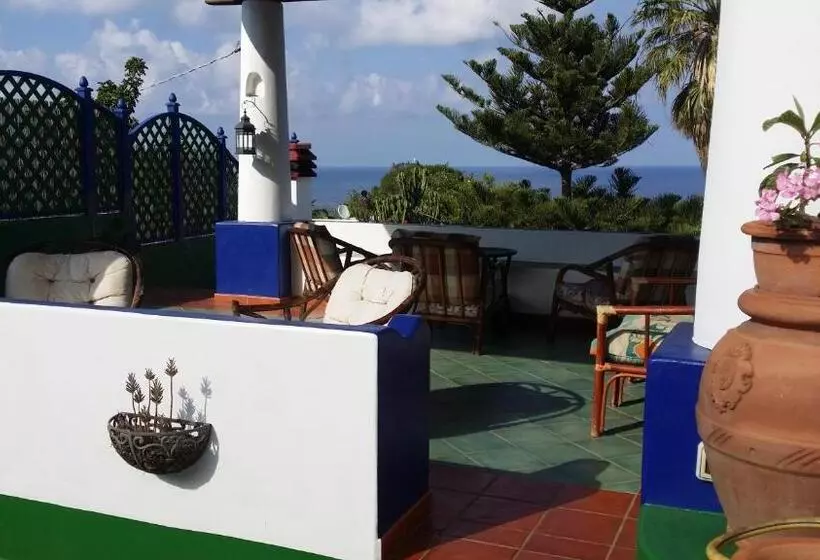 تختخواب و صبحانه Aquilone Residence