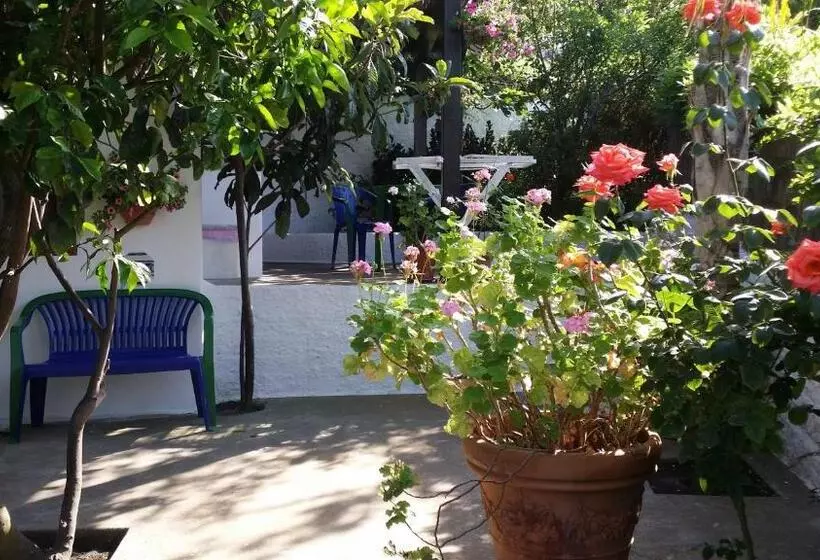 تختخواب و صبحانه Aquilone Residence