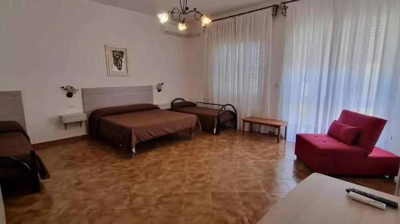 Aamiaismajoitus (B&B) Controvento