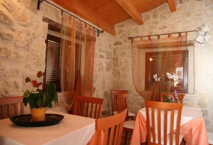 مبيت وإفطار Country House Antiche Dimore