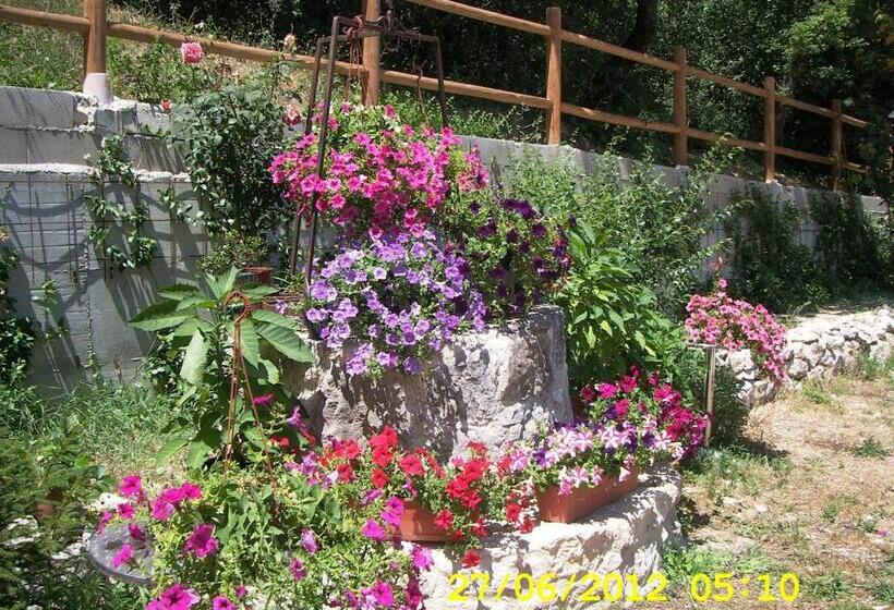 مبيت وإفطار Country House Antiche Dimore