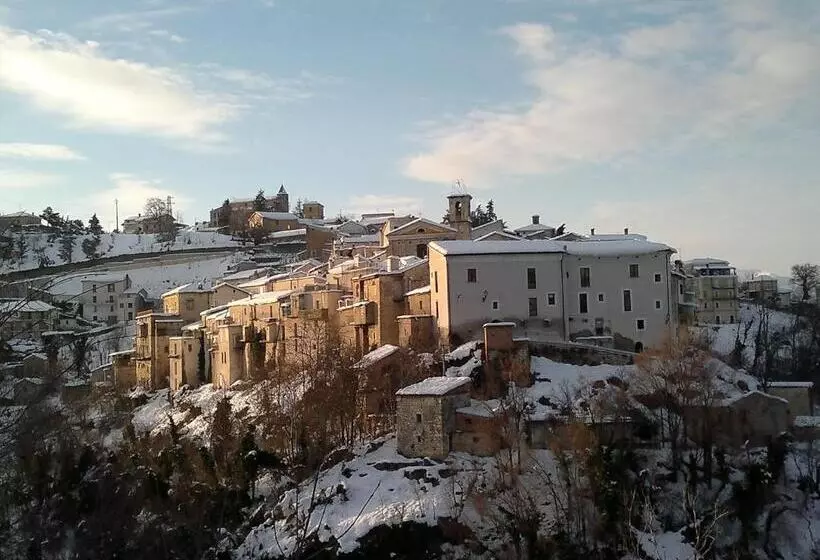 Aamiaismajoitus (B&B) Country House Antiche Dimore