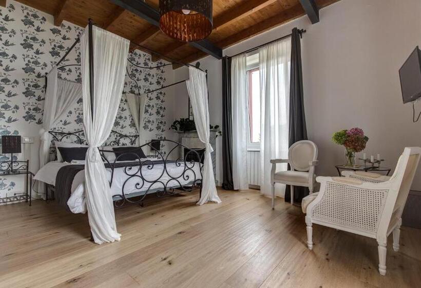 Bed and Breakfast Essentia Guest House