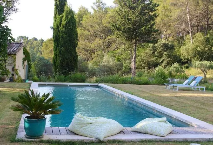 Aamiaismajoitus (B&B) Mas De Rique