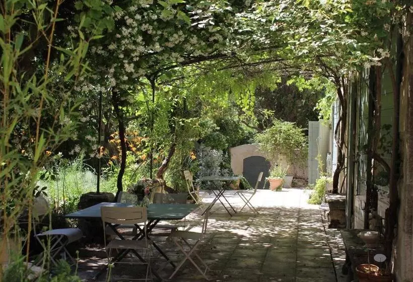 Aamiaismajoitus (B&B) Mas De Rique