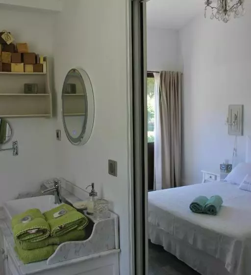 Aamiaismajoitus (B&B) Mas De Rique