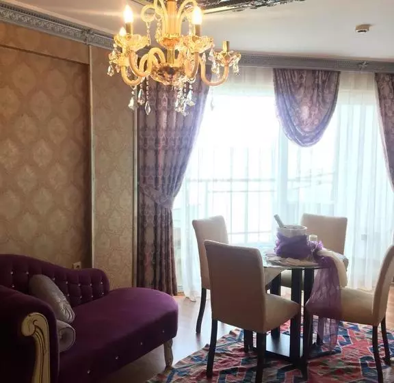 هتل Club Rose Bay