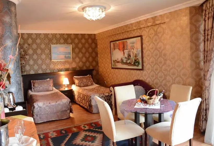 هتل Club Rose Bay