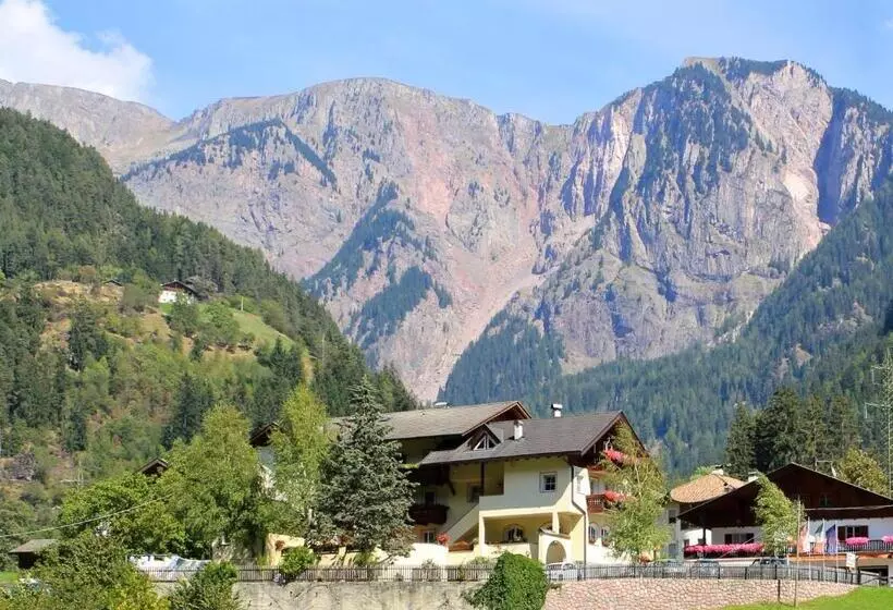 ホテル Gasthof Bundschen