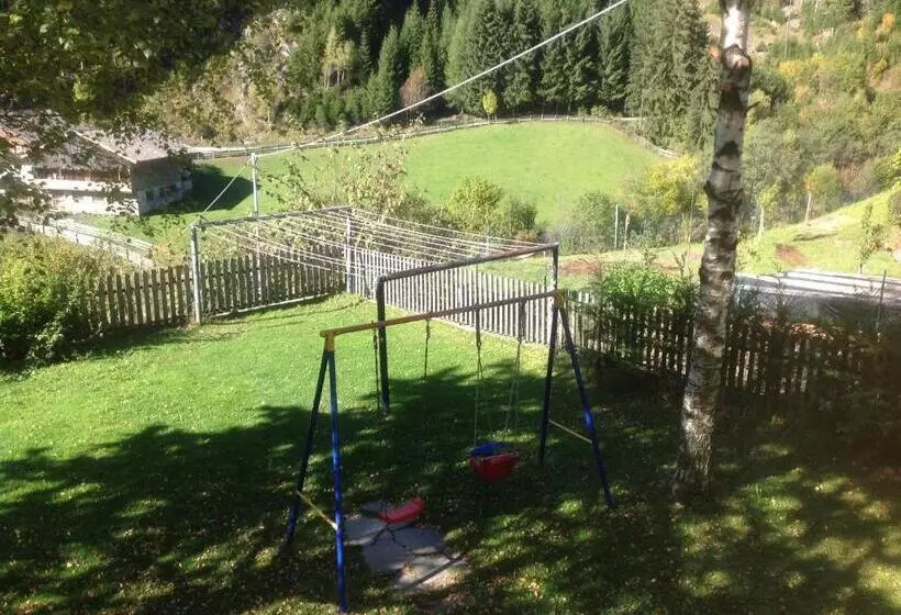 ホテル Gasthof Bundschen