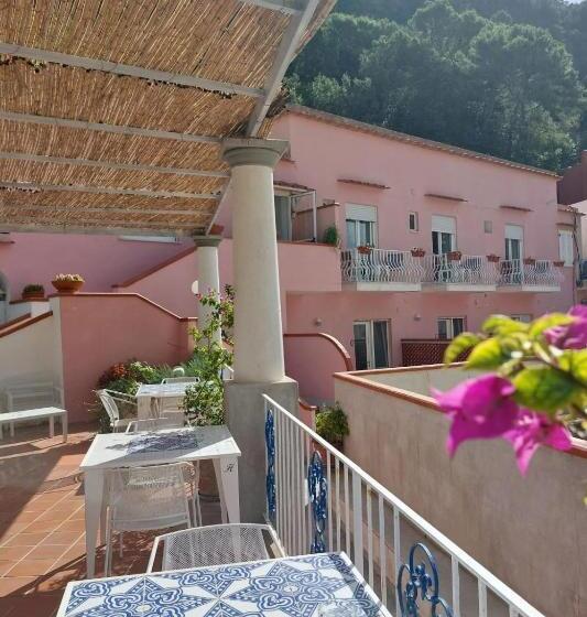 בית מלון כפרי Guarracino