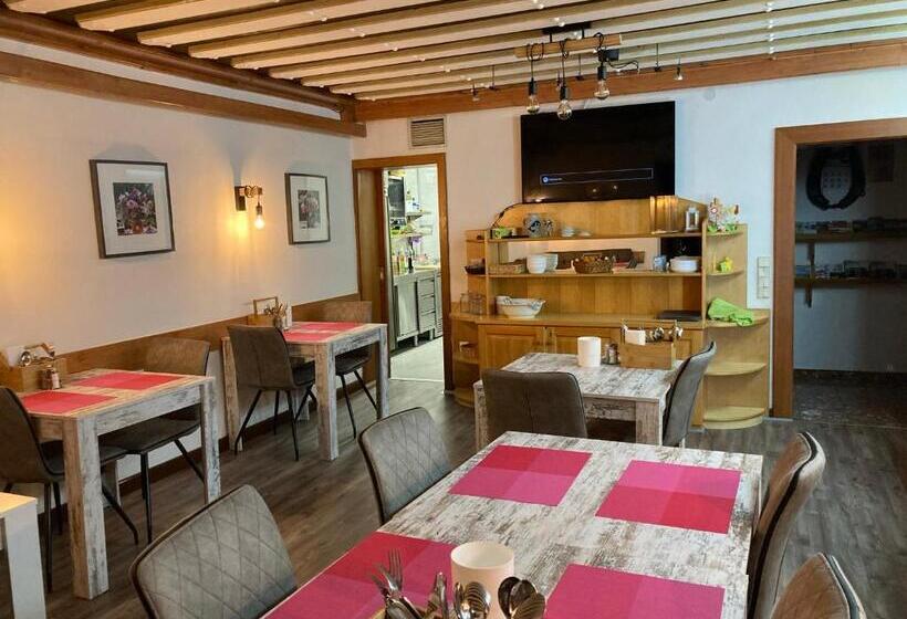 酒店 B&b Pension Karlsdorfer Hof