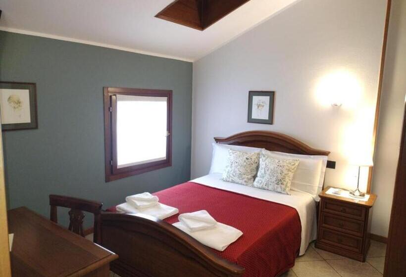 호텔 Ristorante Regina