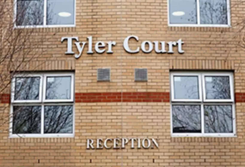 ホテル Tyler Court University Of Kent