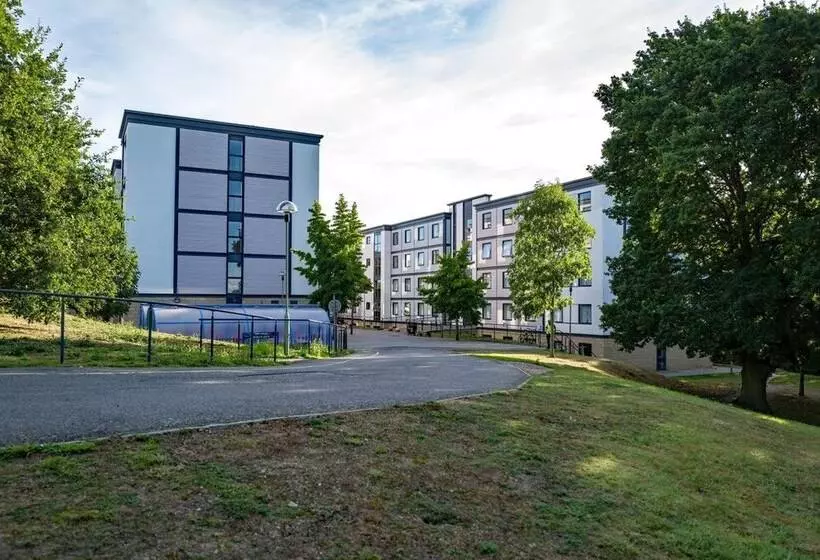 ホテル Tyler Court University Of Kent
