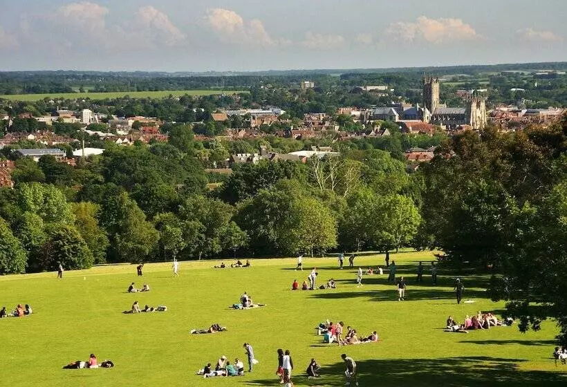 ホテル Tyler Court University Of Kent
