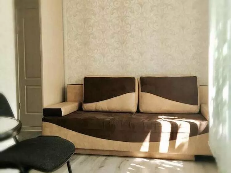 هتل Vilari Odessa