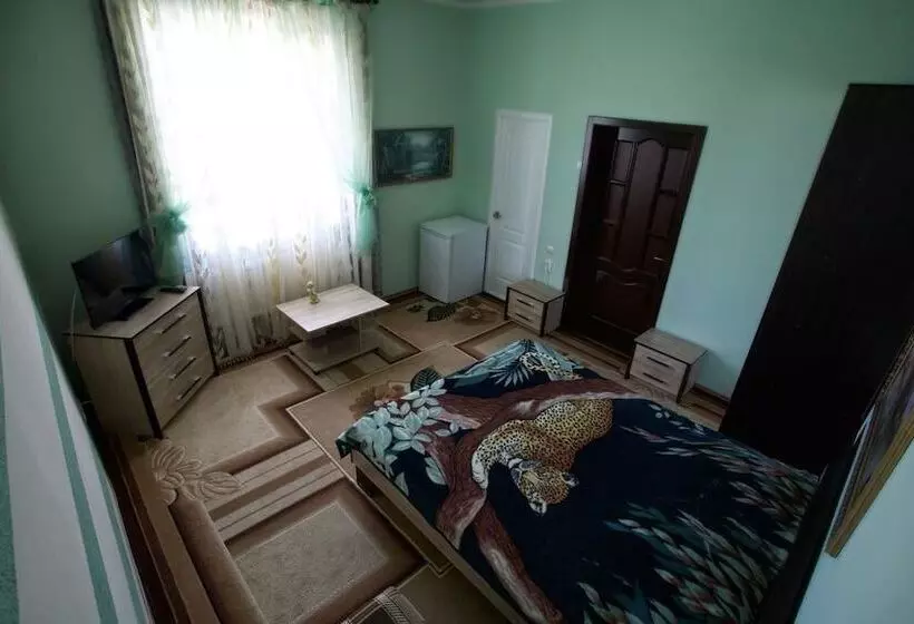 هتل Vilari Odessa