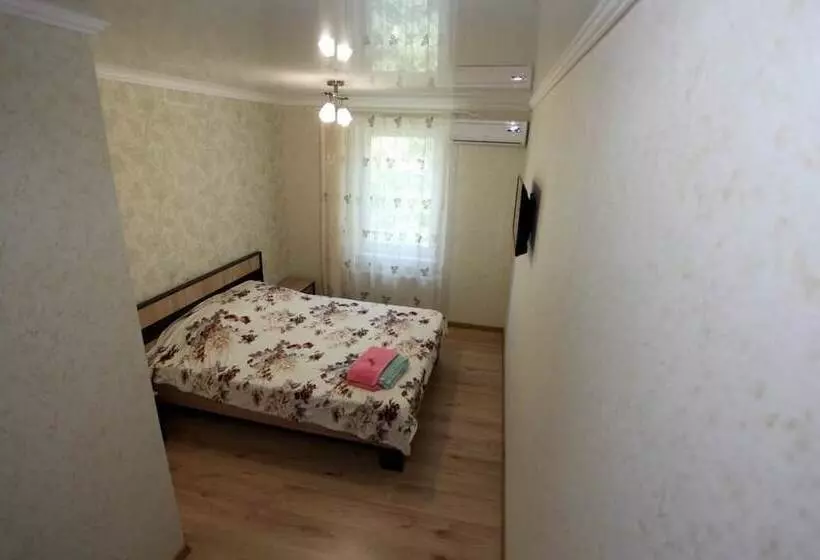 هتل Vilari Odessa