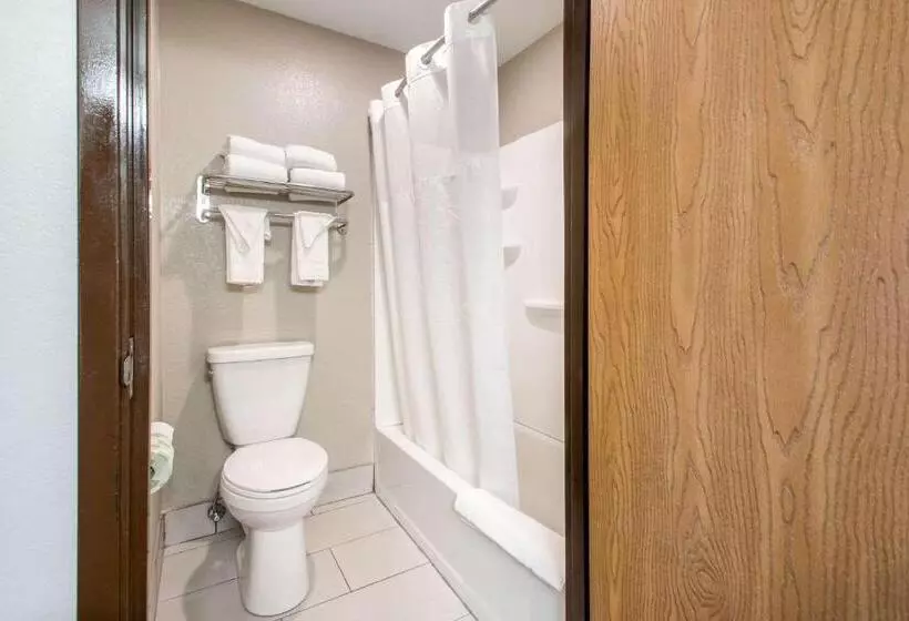 モーテル Quality Inn Madison West Near University Area