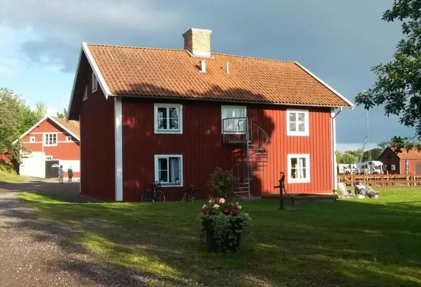 Skeppsdockans Vandrarhem