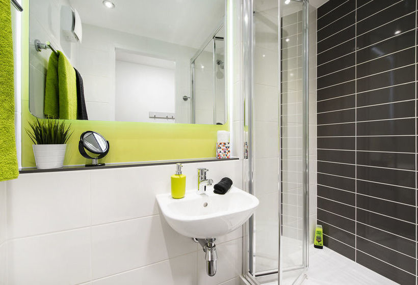 هاستل Aparto Binary Hub