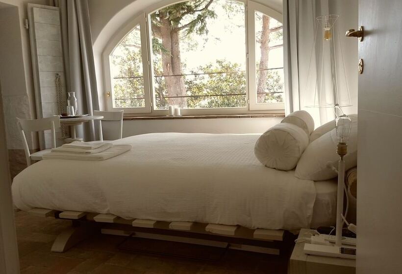 B&b A Piazza Del Gesù