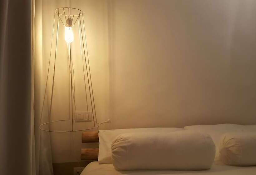 B&b A Piazza Del Gesù