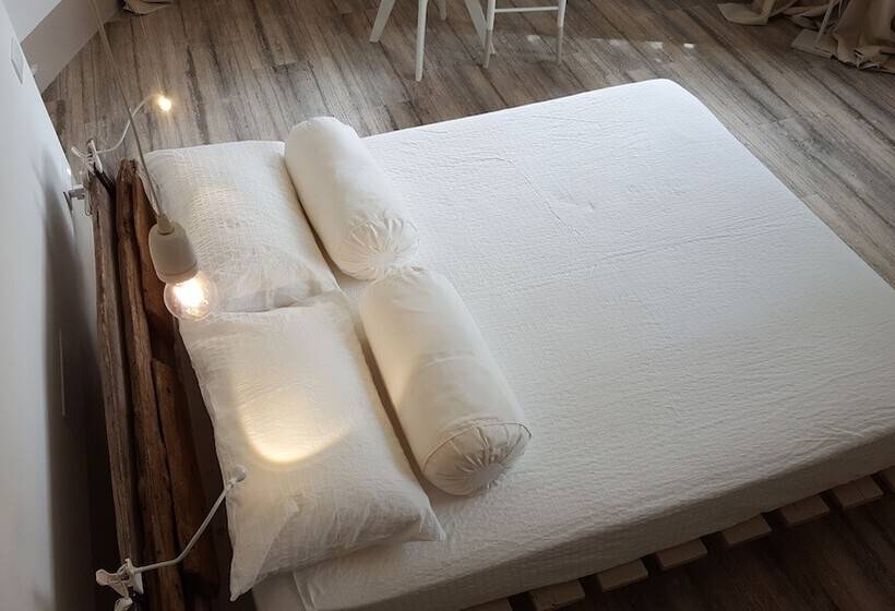 B&b A Piazza Del Gesù