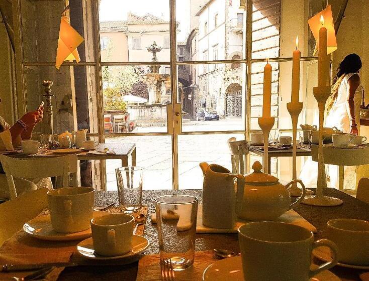 B&b A Piazza Del Gesù