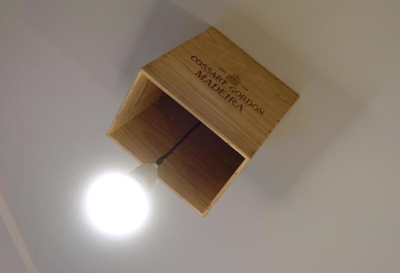 تختخواب و صبحانه Rooms Maison 3 Magnoni