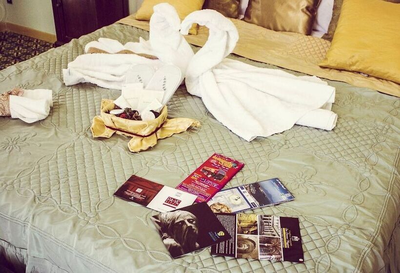 تختخواب و صبحانه Napoli Retro