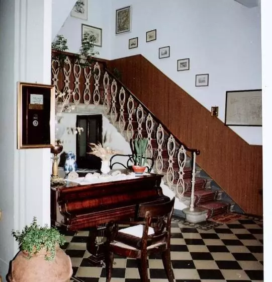 ホテル Albergo Pensione Bartoli