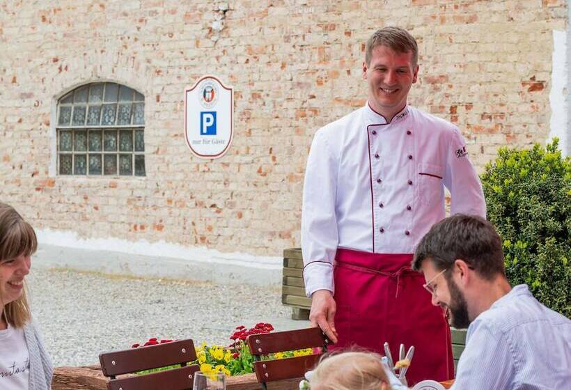 Отель Gasthof Rosenwirt