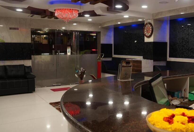 Hotel Kani Residency