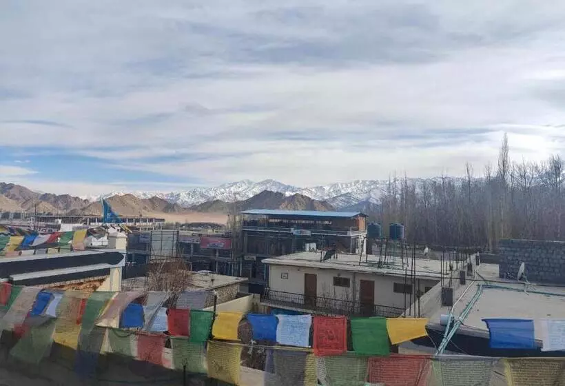 ホテル Lonchay Residency, Leh