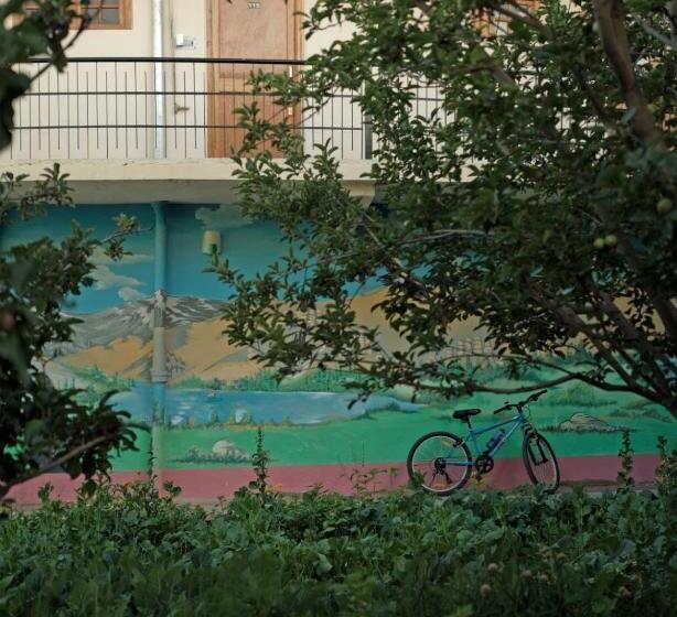 호텔 Lonchay Residency, Leh