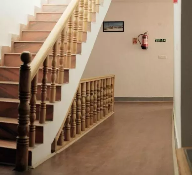 ホテル Lonchay Residency, Leh