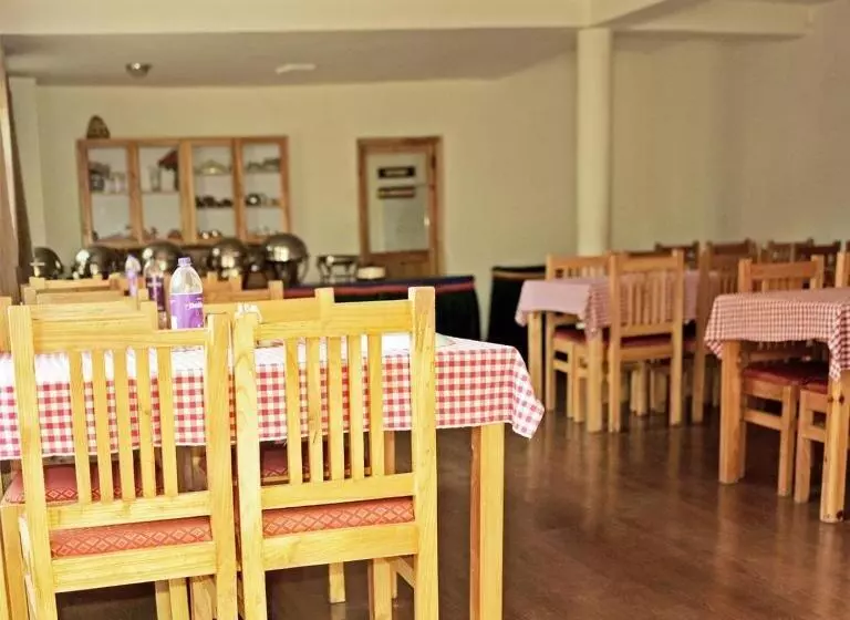 ホテル Lonchay Residency, Leh