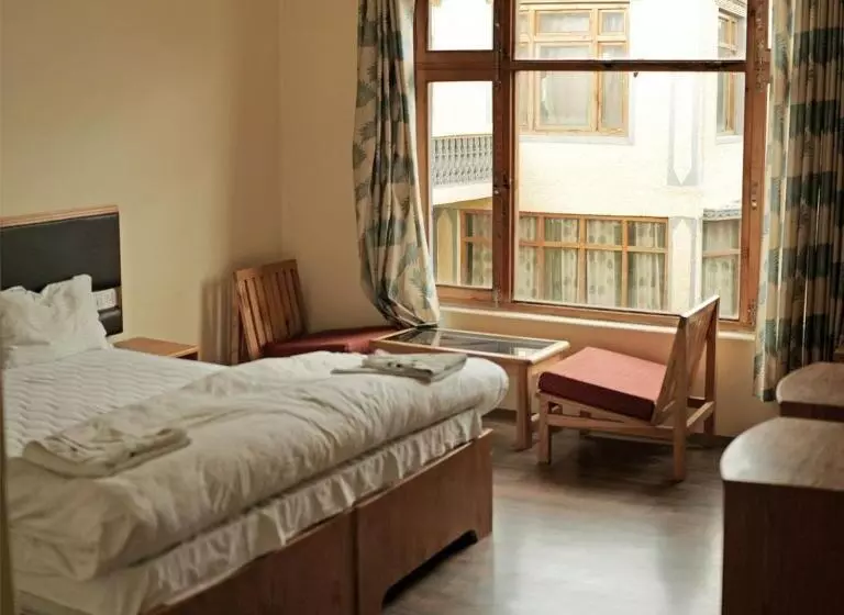 ホテル Lonchay Residency, Leh