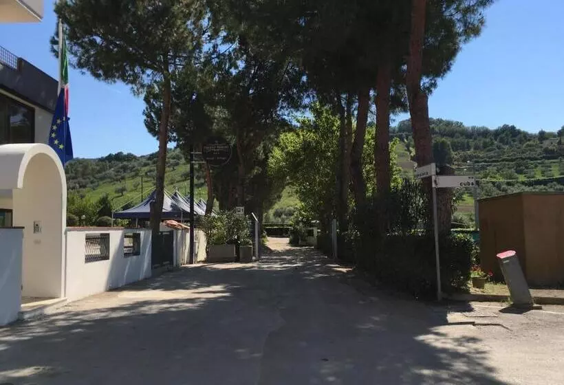 ホテル Pineto Resort