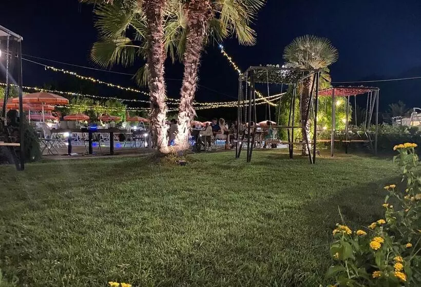 ホテル Pineto Resort