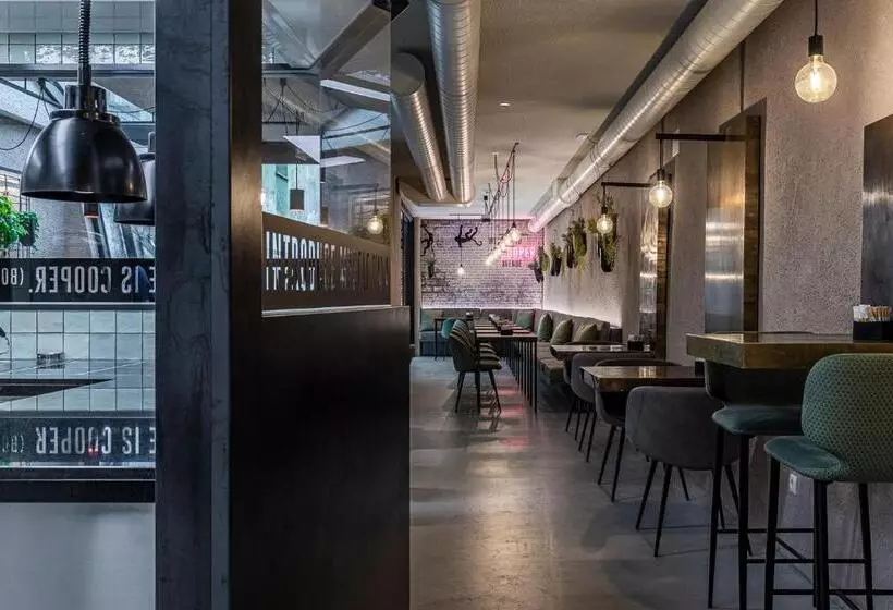 هتل Stay Cooper L Capitol Rooms