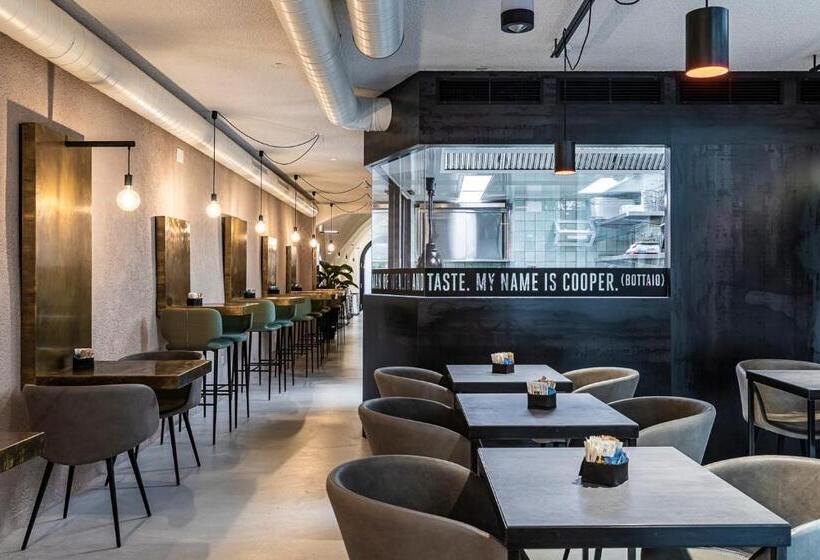 هتل Stay Cooper L Capitol Rooms