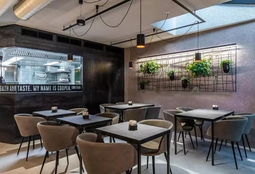 هتل Stay Cooper L Capitol Rooms