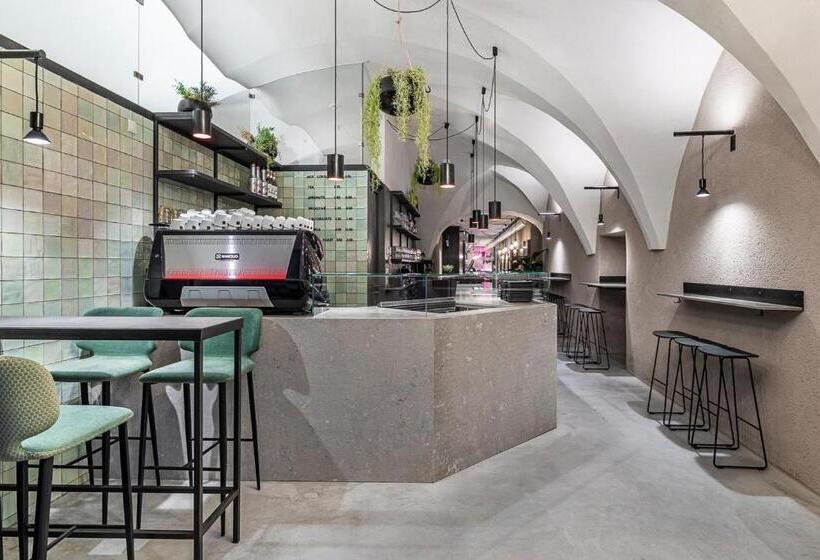 هتل Stay Cooper L Capitol Rooms