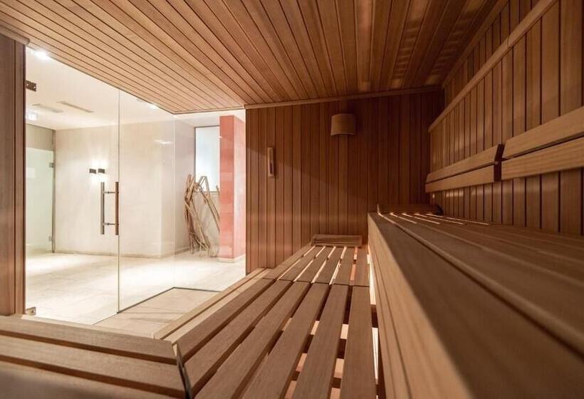 Alpine Hotel Ciasa Lara