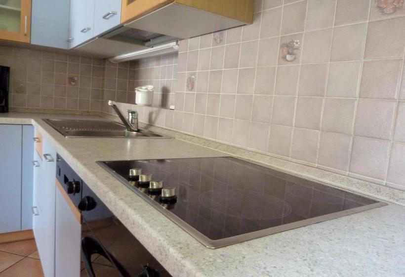 Appartamenti Majon Sotroi