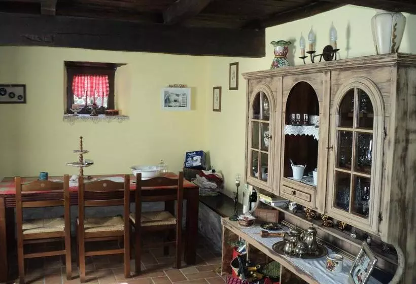 ベッドアンドブレックファースト Piccolo Borgo Del Giglio